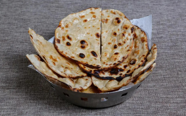 The Colonial Manek Manor