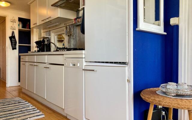 6 Pers House Marijke With Winter Garden and Direct Access to the Lauwersmeer