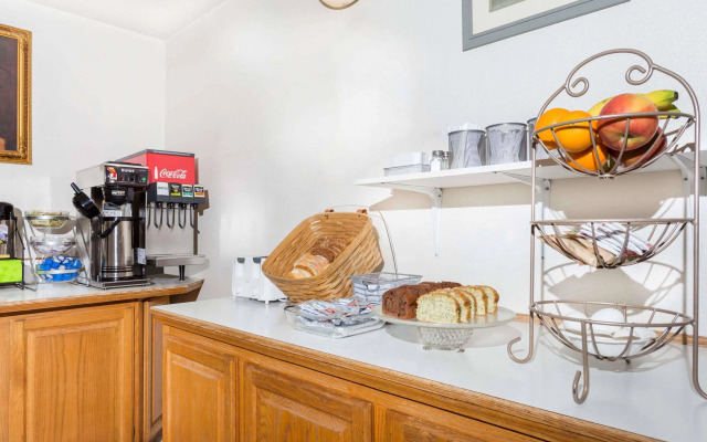 Travelodge by Wyndham Grants Pass