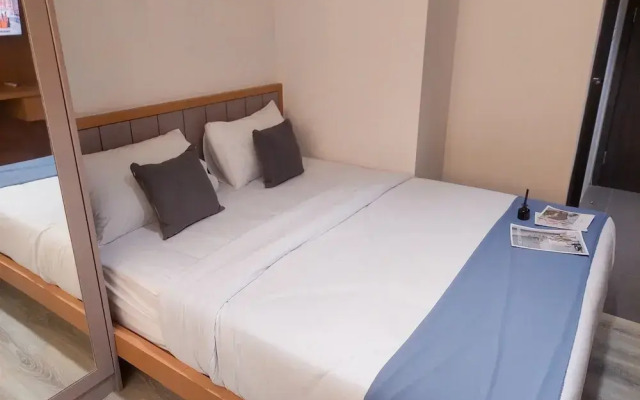 Cozy Studio Apartment at Bintaro Icon