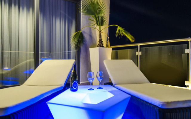Paramount Bay Penthouse