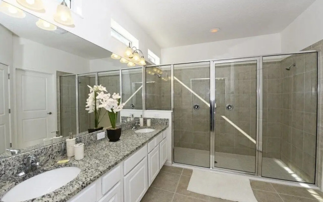 4557 Bella Vida House 6 Bedroom by Florida Star