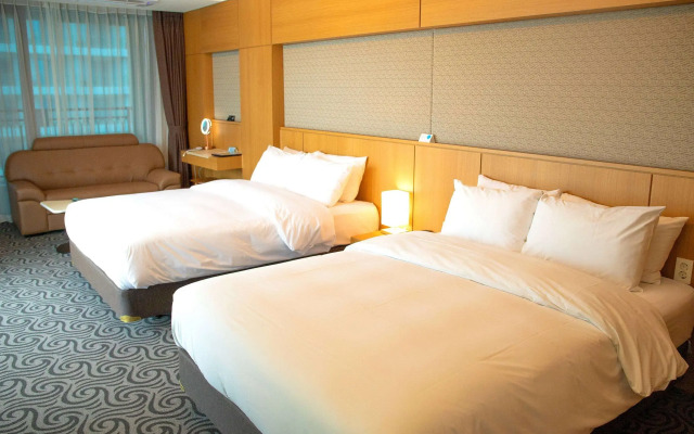 Ramada Sokcho Hotel