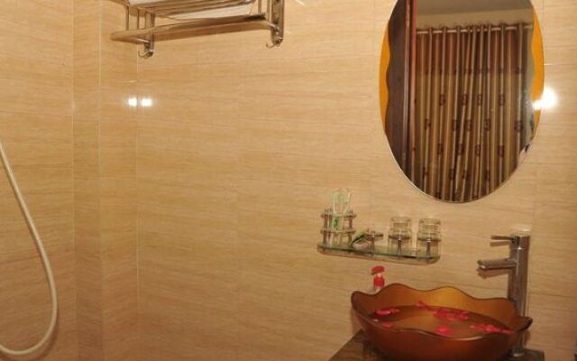 Hanoi An Father's Hotel & Travel