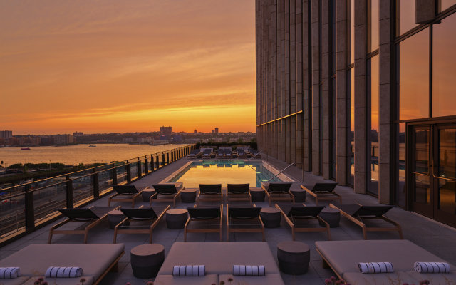 Equinox Hotel New York