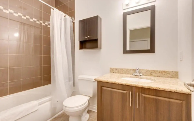 M11 Stylish Modern 3BR in Prime Location