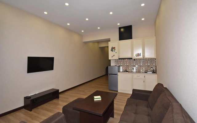 Residence North Avenue Teryan 8. 14 2