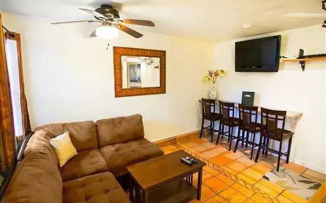 Duplex (ground level)