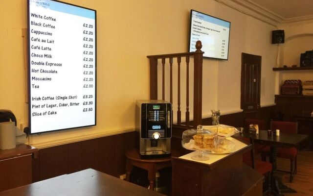 Solar Strand Express Hotel