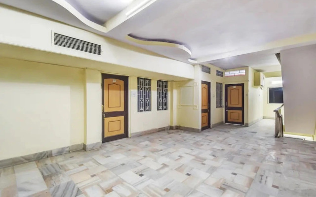 Hotel Sarfaraz Palace by OYO Rooms