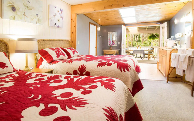 Aloha Junction Bed and Breakfast