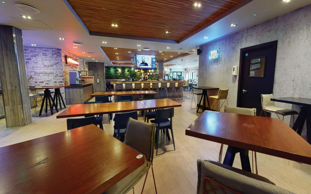 Village Hotel Manchester Bury