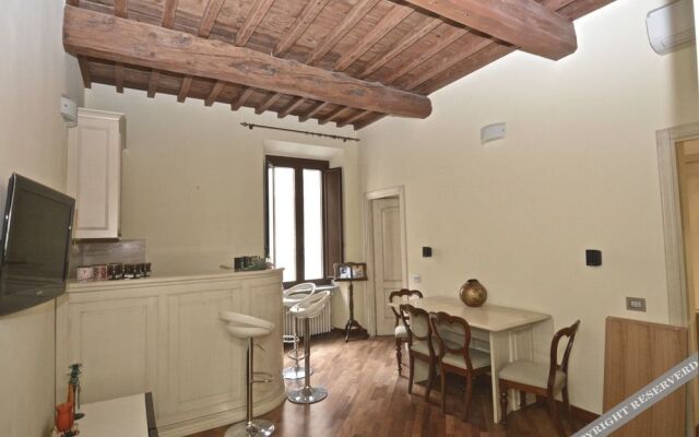 House & The City - Colosseo Apartments