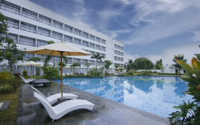 Raja Hotel Kuta Mandalika Resort & Convention