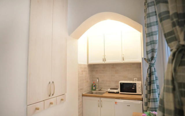 Sara-mala Apartments