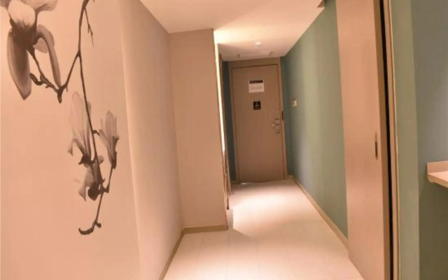 Super 8 Select Hotel