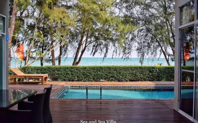 Sea & Sea Villa Resort Sangaroon