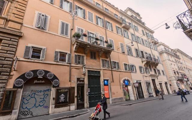 TownHouse by the Spanish Steps