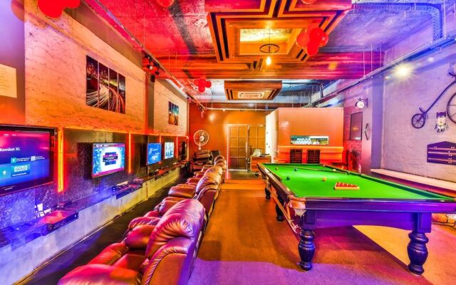 FabHotel Garden Grill