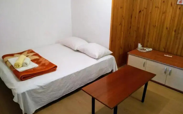 Apartment Curri