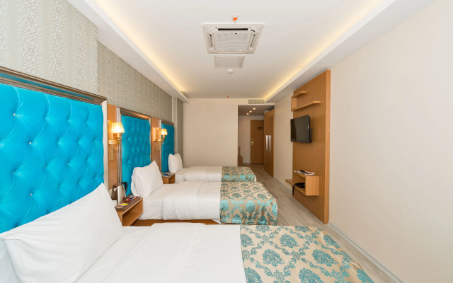 Grand Palace Hotel