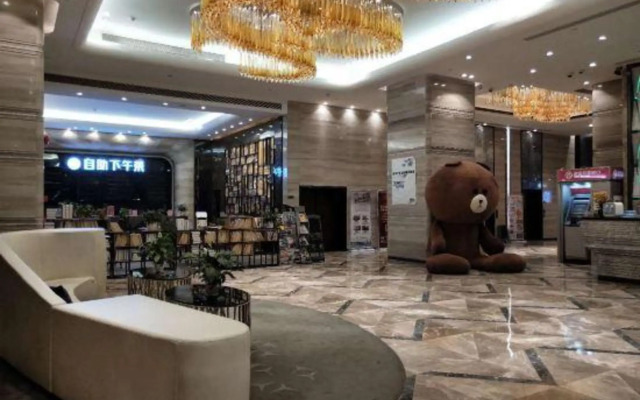 Sweet Fruit Charm International Hotel (Foshan West Station Shati Airport Store)
