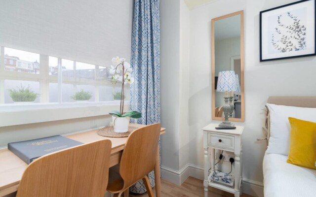 Bright Gorgeous Studio in Chelsea, 2 Guests