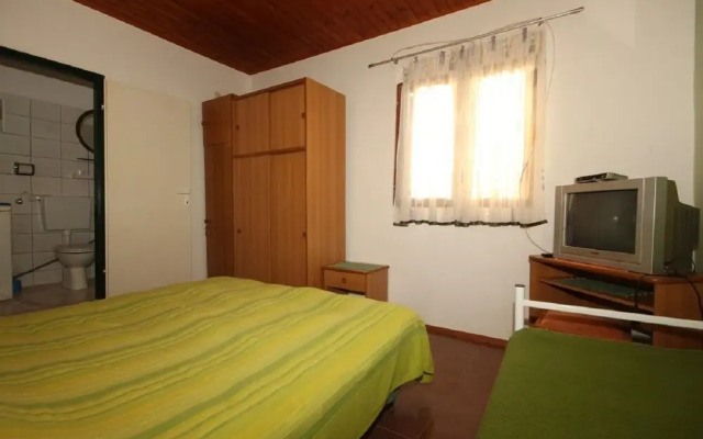 Kira - 20 M From the Beach - A1