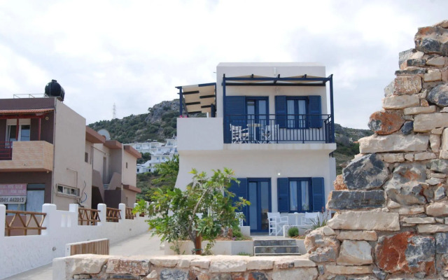 Okirroi Villas