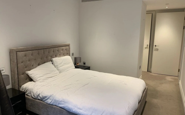 Stylish 2 Bed Flats Near US Embassy