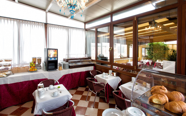 Hotel Conterie