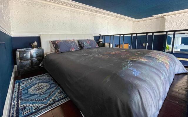The Regency Studio - Stunning Seaview