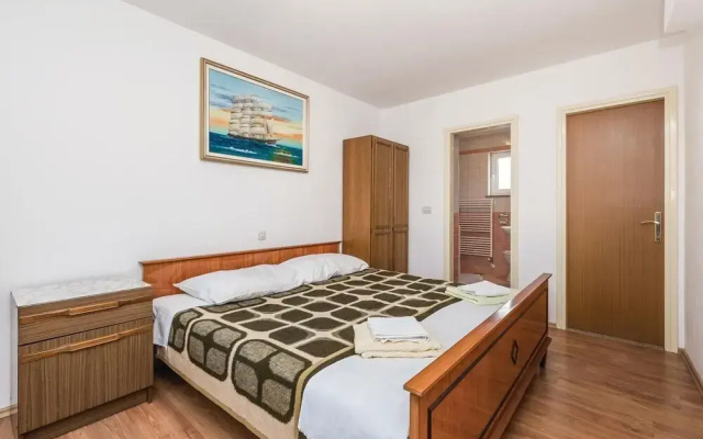 Beautiful Home in Brsec With Wifi and 3 Bedrooms
