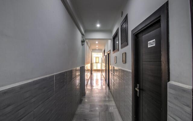 OYO 8888 Riga HS Deluxe