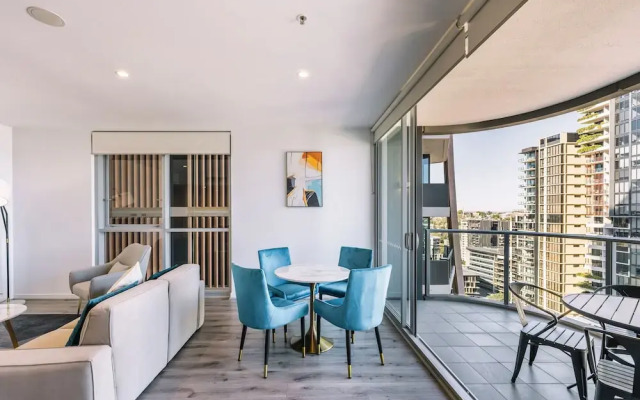 Art House Apartments by CLLIX