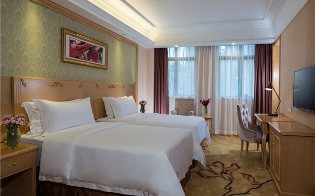 Vienna Hotel Shenzhen East Railway Station Branch