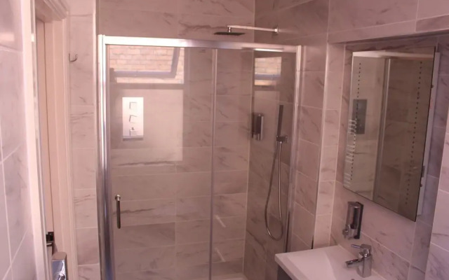 Hillview Serviced Apartments