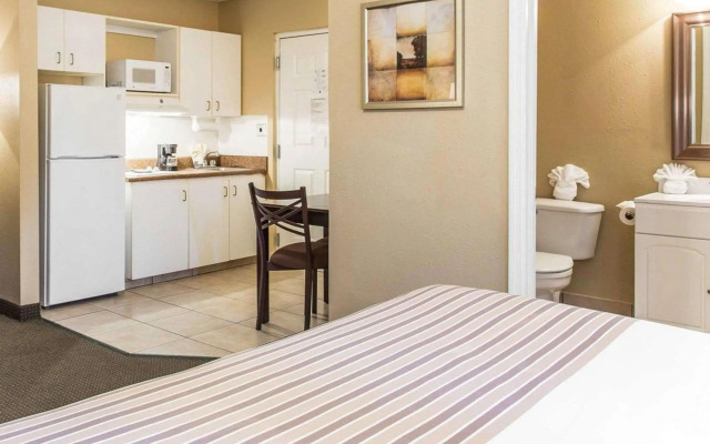 Suburban Studios Kennesaw-Marietta North