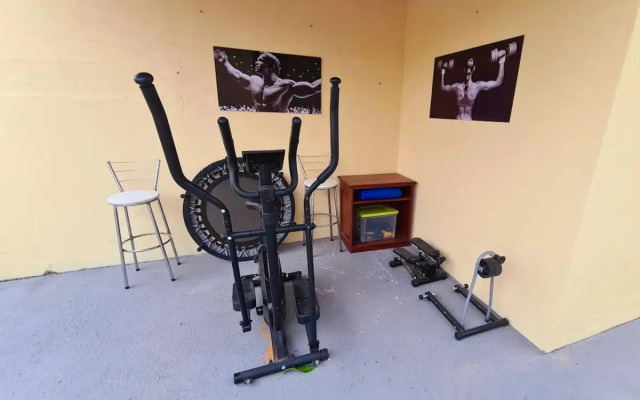 Casa em Condomínio com Piscina Privativa