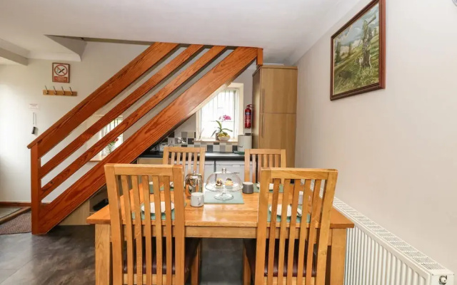 Stoneleigh Cottage