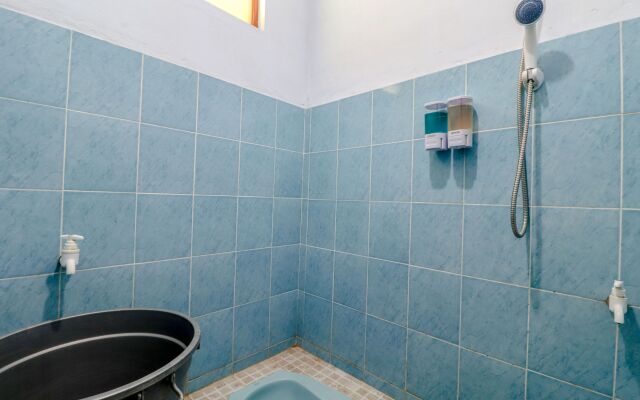 Bahagia Sederhana Home Stay - Hostel by ZUZU