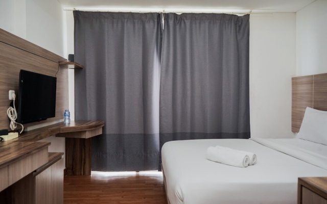 Comfort And High Floor Studio Room At Casa De Parco Apartment – Guest Rooms – South Tangerang