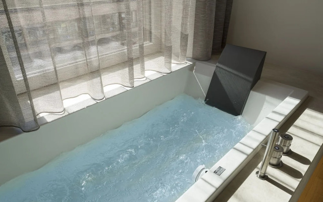 Aera Luxury Suites by Wonderful Italy
