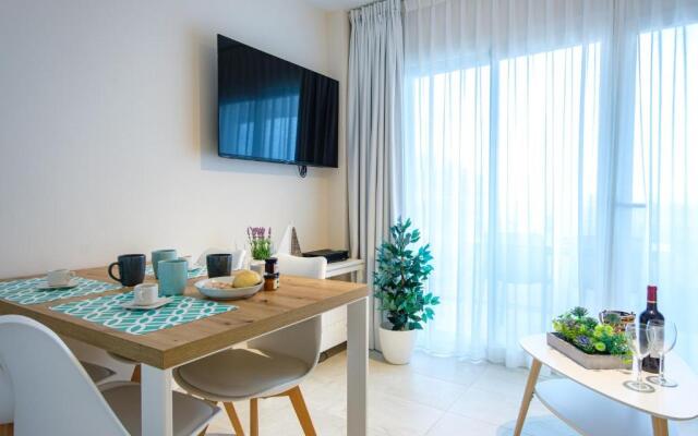 Sea view apartament 5C with pool 150 Meters Canyamel Beach