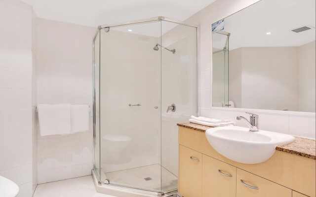 Kirra Beach Apartments