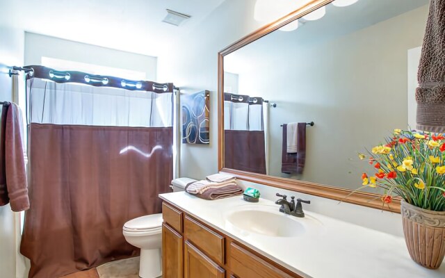 Ironwood - 3 Br home by RedAwning