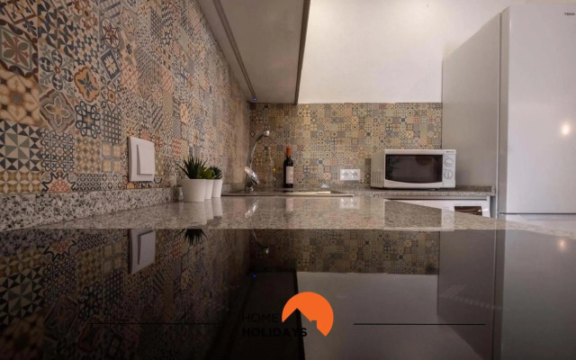 #027 Luxury Modern Studio Near OldTown,Beach with Pool