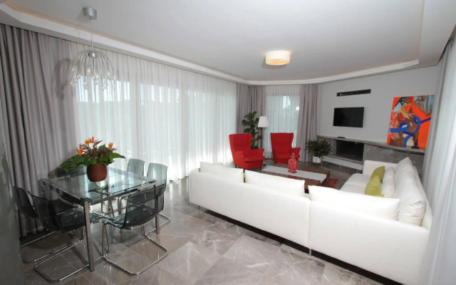 Retron Residence