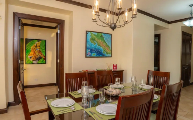 Altavista 5A 3 bdr 3 Bath Ocean View