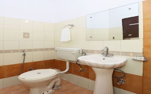 OYO Flagship 14774 Sector 14 Gurgaon